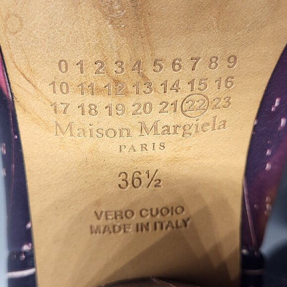 Maison Margiela Raindrops Leather Ankle Boot - Picture 13 of 17